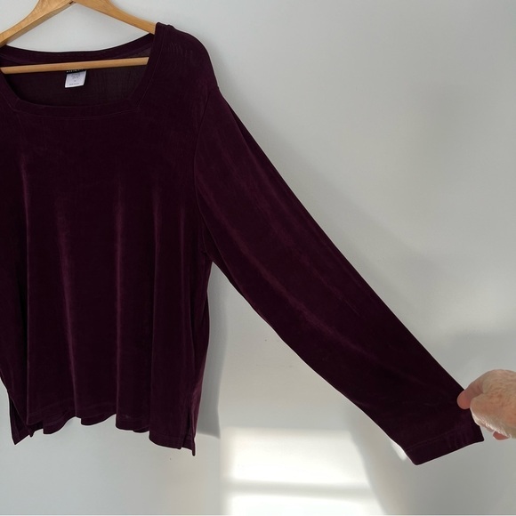 Citiknits Womens Square Neck Top Size 1X Slinky Long Sleeve Wine Color - Picture 3 of 10